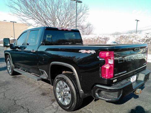 Certified 2023 Chevrolet Silverado 2500 Custom w/ Custom Convenience Package image 5