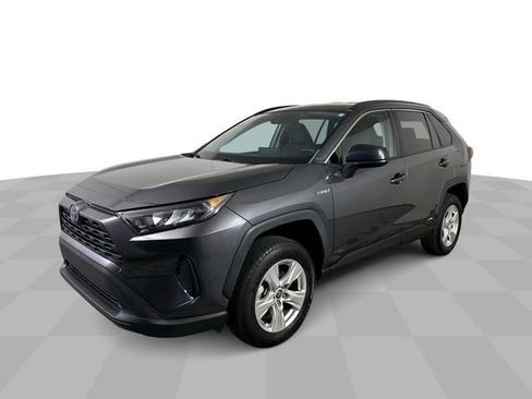 Used 2021 Toyota RAV4 LE AWD/4WD image 4