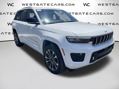New 2024 Jeep Grand Cherokee L Laredo image 2