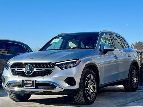 Certified 2026 Mercedes-Benz GLC 300 4MATIC image 4