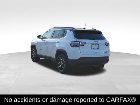Used 2025 Jeep Compass Limited image 4