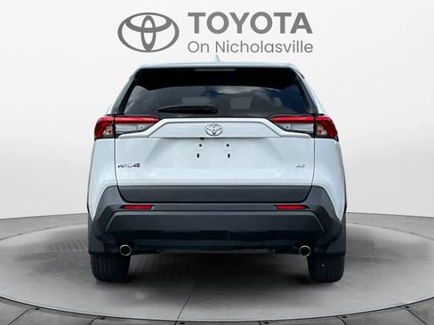 Used 2023 Toyota RAV4 LE FWD image 4