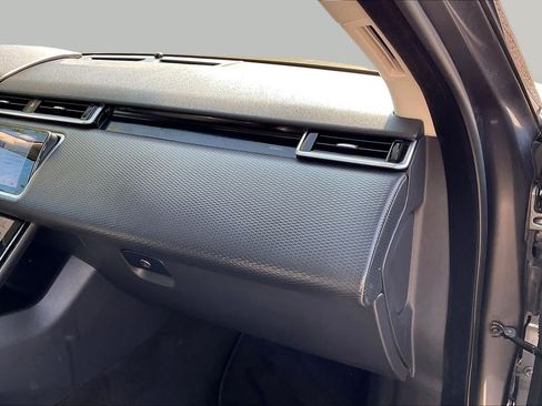 Used 2019 Land Rover Range Rover Velar S AWD/4WD image 19