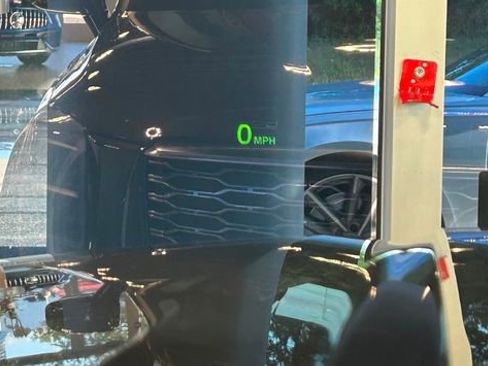 Used 2020 Kia Telluride SX w/ SX Prestige Package image 32