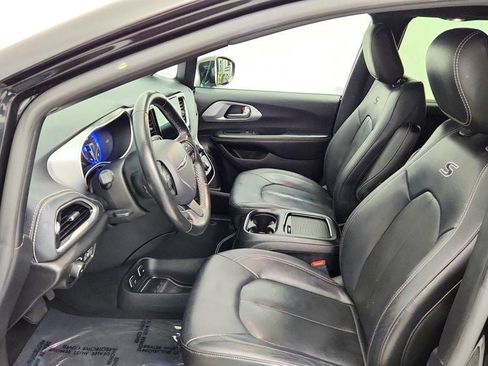 Used 2021 Chrysler Pacifica Touring-L w/ Premium & Safety Sphere Group AWD/4WD image 20