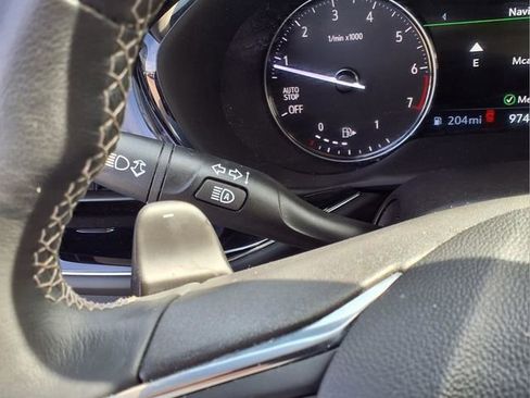 Used 2022 Buick Envision Avenir w/ Technology Package II AWD/4WD image 22