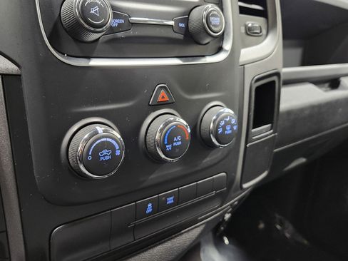 Used 2017 RAM 1500 Express w/ Express Value Package image 26