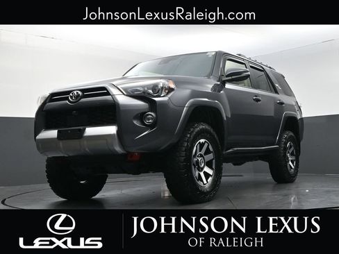Used 2023 Toyota 4Runner TRD Off-Road Premium w/ Off Road Premium Plus Package AWD/4WD image 17