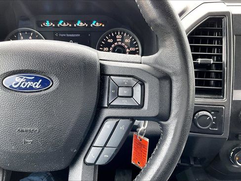 Used 2018 Ford F150 XLT w/ Equipment Group 302A Luxury AWD/4WD image 14