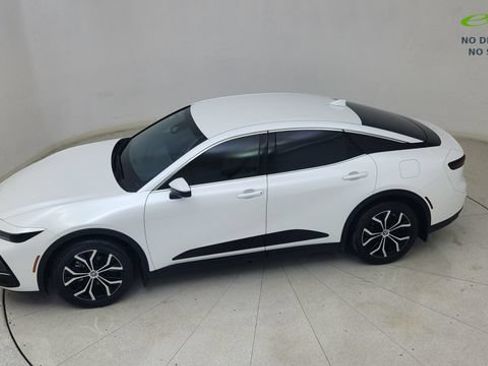 Used 2024 Toyota Crown AWD/4WD image 77