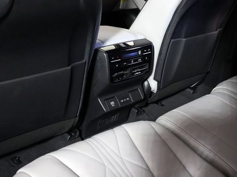 Certified 2026 Acura MDX SH-AWD w/ Advance Package image 30