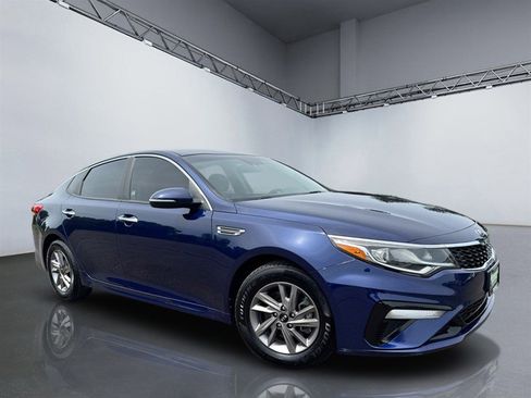 Used 2020 Kia Optima LX FWD image 24