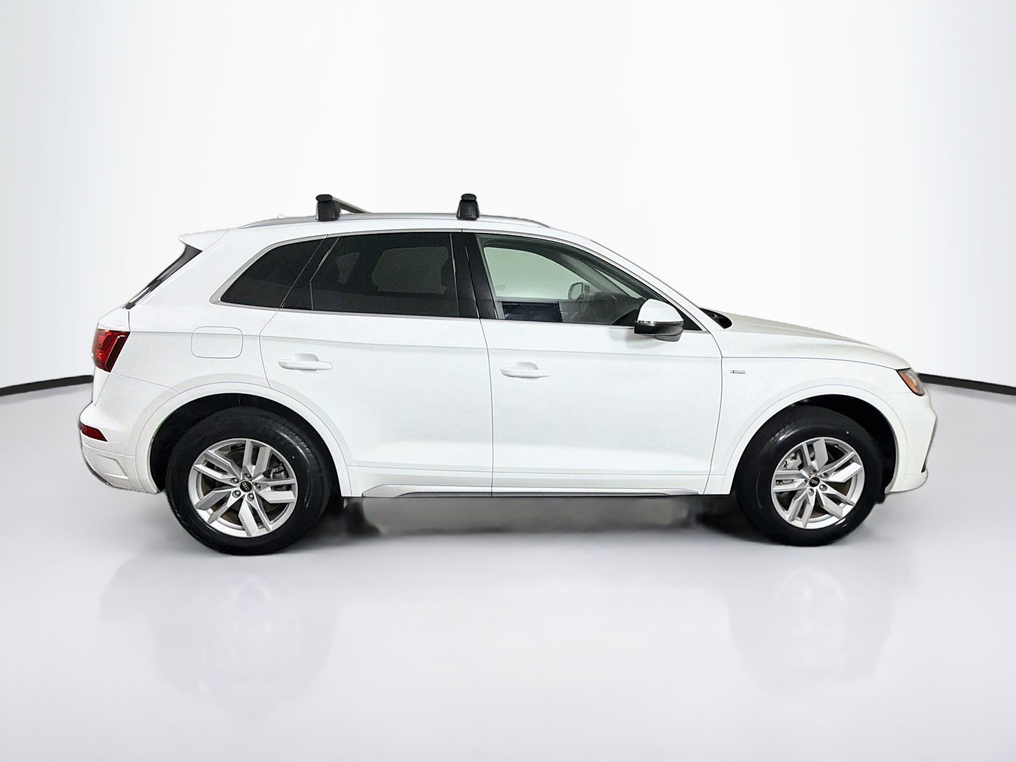 Used 2023 Audi Q5 2.0T Premium w/ Convenience Package AWD/4WD image 10