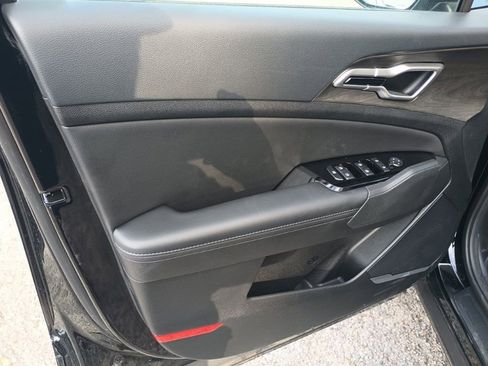 Used 2023 Kia Sportage X-Line w/ X-Line Premium Package image 11