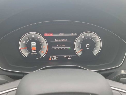 Certified 2023 Audi Q5 2.0T Prestige w/ Prestige Package AWD/4WD image 33