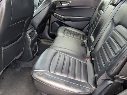 Used 2024 Ford Edge SEL AWD/4WD image 13