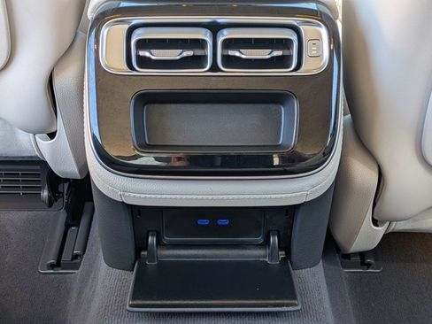 Used 2023 Mercedes-Benz S 580 4MATIC Sedan image 15