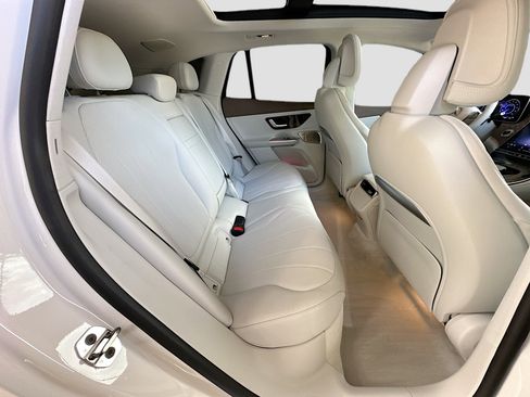 Used 2024 Mercedes-Benz EQE 350+ SUV image 29