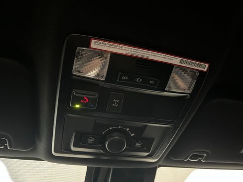Used 2021 Toyota Tacoma TRD Off-Road AWD/4WD image 78