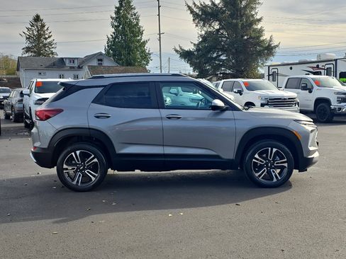 Certified 2025 Chevrolet TrailBlazer LT w/ Driver Confidence Package image 7