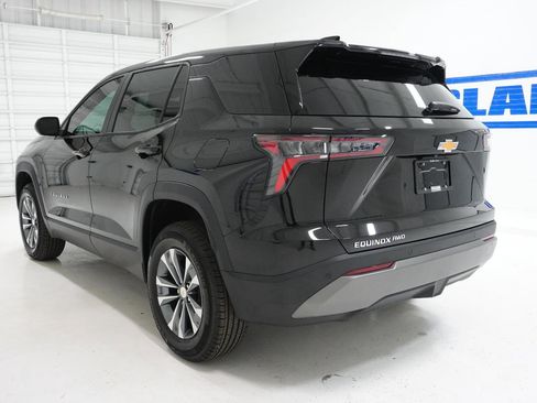 New 2026 Chevrolet Equinox LT AWD/4WD image 9