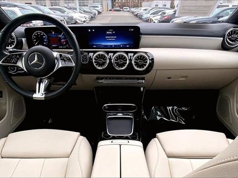 Certified 2024 Mercedes-Benz CLA 250 4MATIC image 12