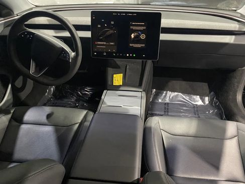 Used 2024 Tesla Model 3 Long Range image 5
