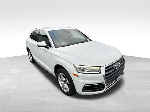 Used 2019 Audi Q5 2.0T Premium w/ Convenience Package AWD/4WD image 7