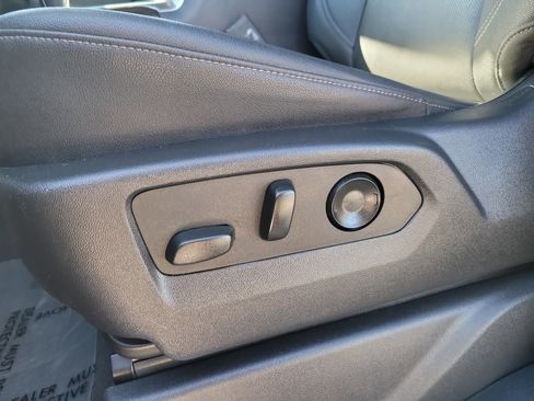 Used 2023 GMC Sierra 1500 SLT w/ SLT Premium Package image 18