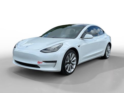 Used 2018 Tesla Model 3 Long Range RWD image 1