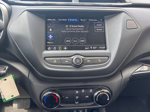 Used 2023 Chevrolet TrailBlazer LS image 25