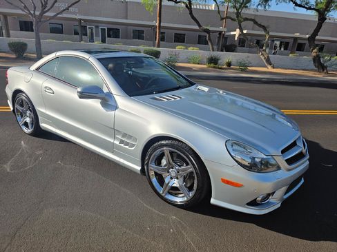 Used 2011 Mercedes-Benz SL 550 w/ Premium I Pkg image 15