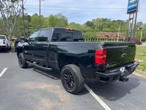 Used 2017 Chevrolet Silverado 2500 LTZ w/ Duramax Plus Package image 7