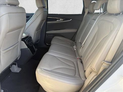 Used 2021 Lincoln Nautilus FWD w/ Equipment Group 101A image 22