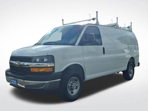 New 2026 Chevrolet Express 2500 RWD image 8