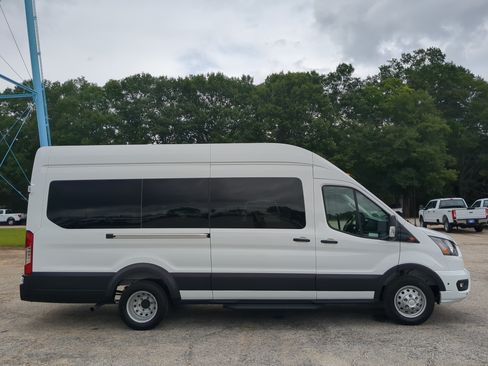 Certified 2025 Ford Transit 350 XLT RWD image 2