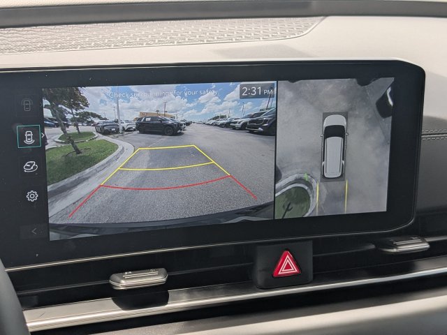 Certified 2026 Kia Carnival SX w/ SX Dark Edition Package FWD image 26