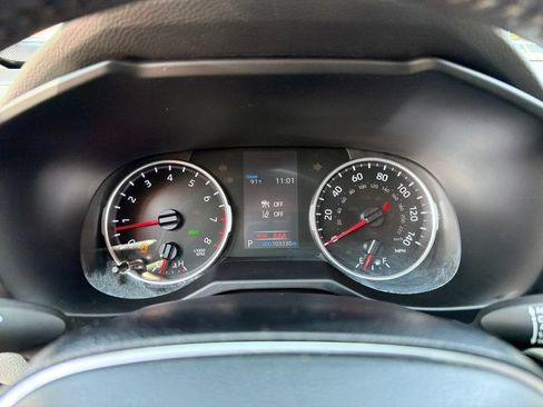Used 2020 Toyota RAV4 XLE Premium AWD/4WD image 9