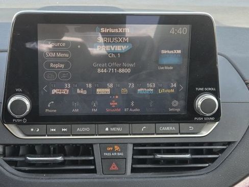Used 2021 Nissan Altima 2.5 SR FWD image 14