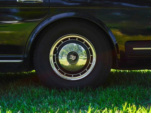 Used 1991 Rolls-Royce Silver Spur II image 31