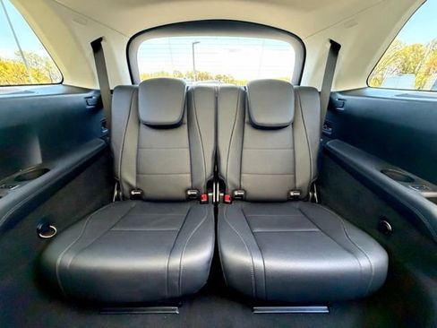Certified 2023 Mercedes-Benz GLS 450 4MATIC image 18