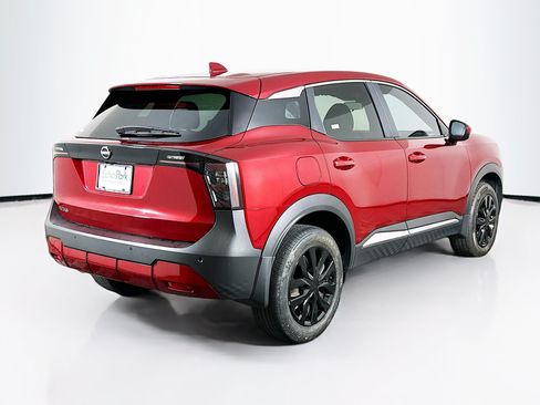 Used 2025 Nissan Kicks SV FWD image 9