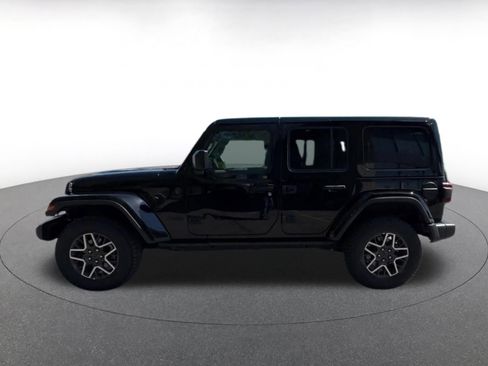 Used 2025 Jeep Wrangler Unlimited Sahara AWD/4WD image 8