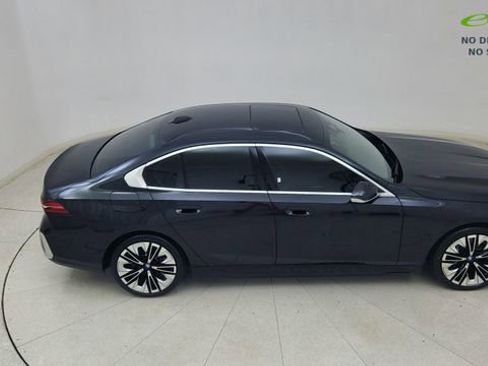 Used 2024 BMW i5 eDrive40i w/ Convenience Package RWD image 75