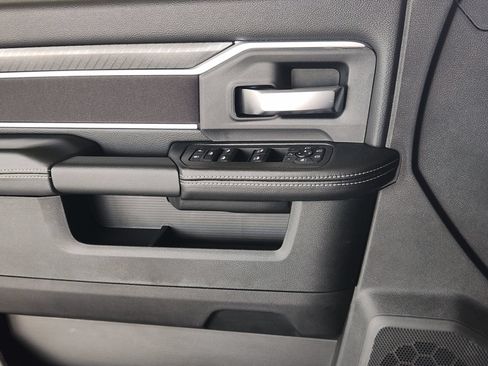 New 2026 RAM 2500 Lone Star AWD/4WD image 19