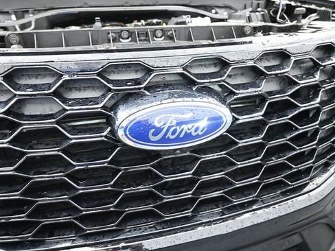 Used 2025 Ford Explorer ST-Line w/ Premium Package image 30