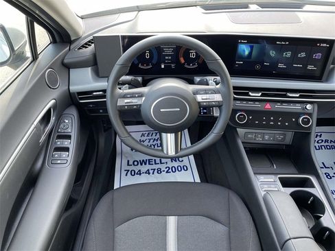 New 2026 Hyundai Sonata SEL image 11