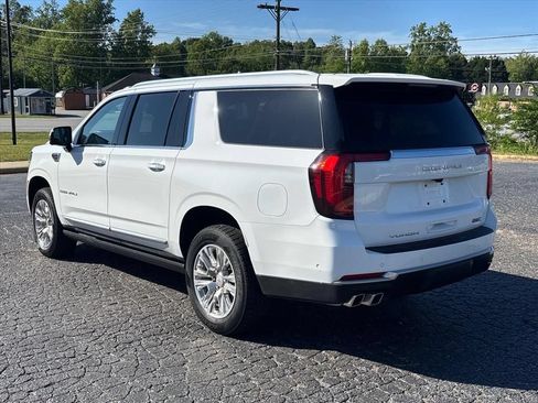 Used 2026 GMC Yukon XL Denali w/ Sun & Power Step Package AWD/4WD image 5