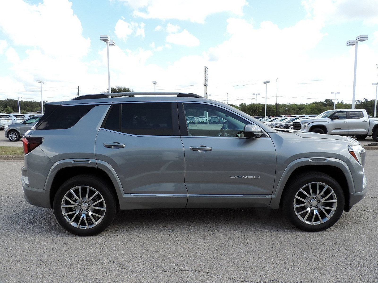 New 2027 GMC Terrain Denali AWD/4WD image 4