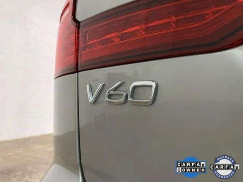 Used 2025 Volvo V60 B5 Cross Country Plus image 97
